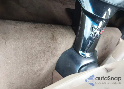 1998 Chevrolet Corvette z USA, uszkodzony, nr VIN 1G1YY32G1W5122393